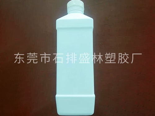 白色瓶